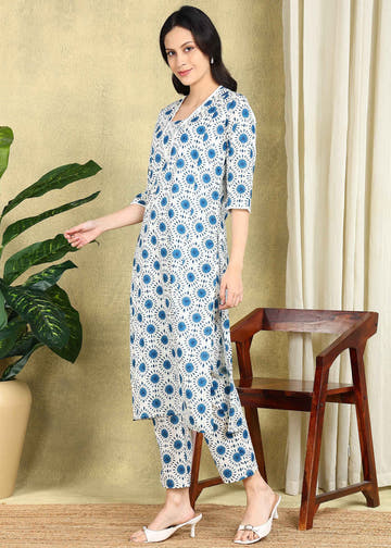 Indigo Shibori Print Straight Feeding Kurta Set