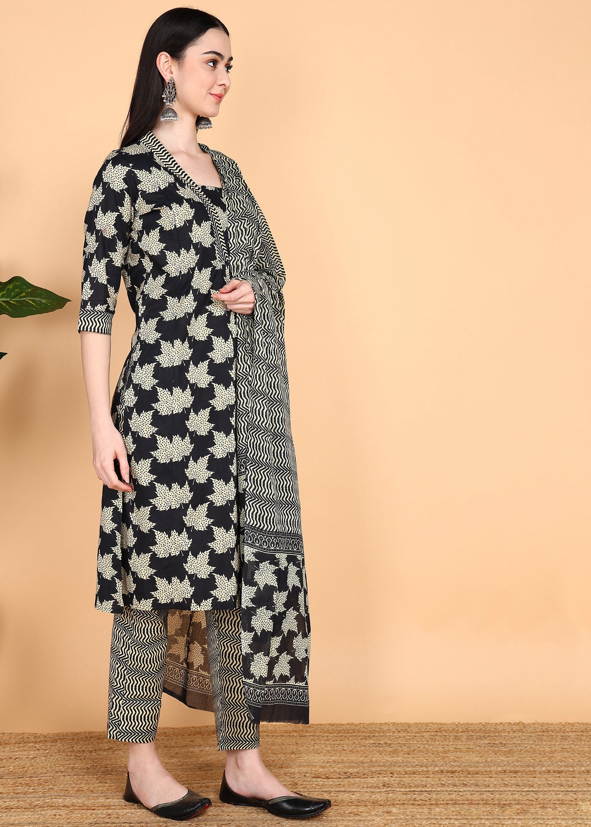 Black-Pure-Cotton-Straight-Feeding-KurtaSet-with-Dupatta
