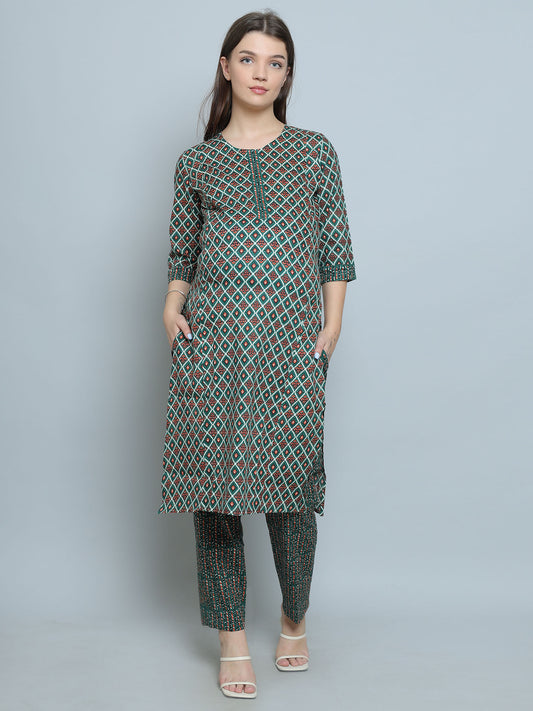 BottleGreen-PureCotton-Straight-Feeding-KurtaSet