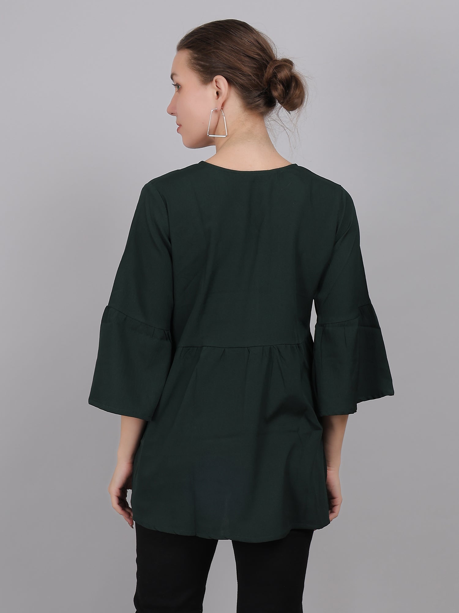 Green-Feeding-Top-Center-Zipper