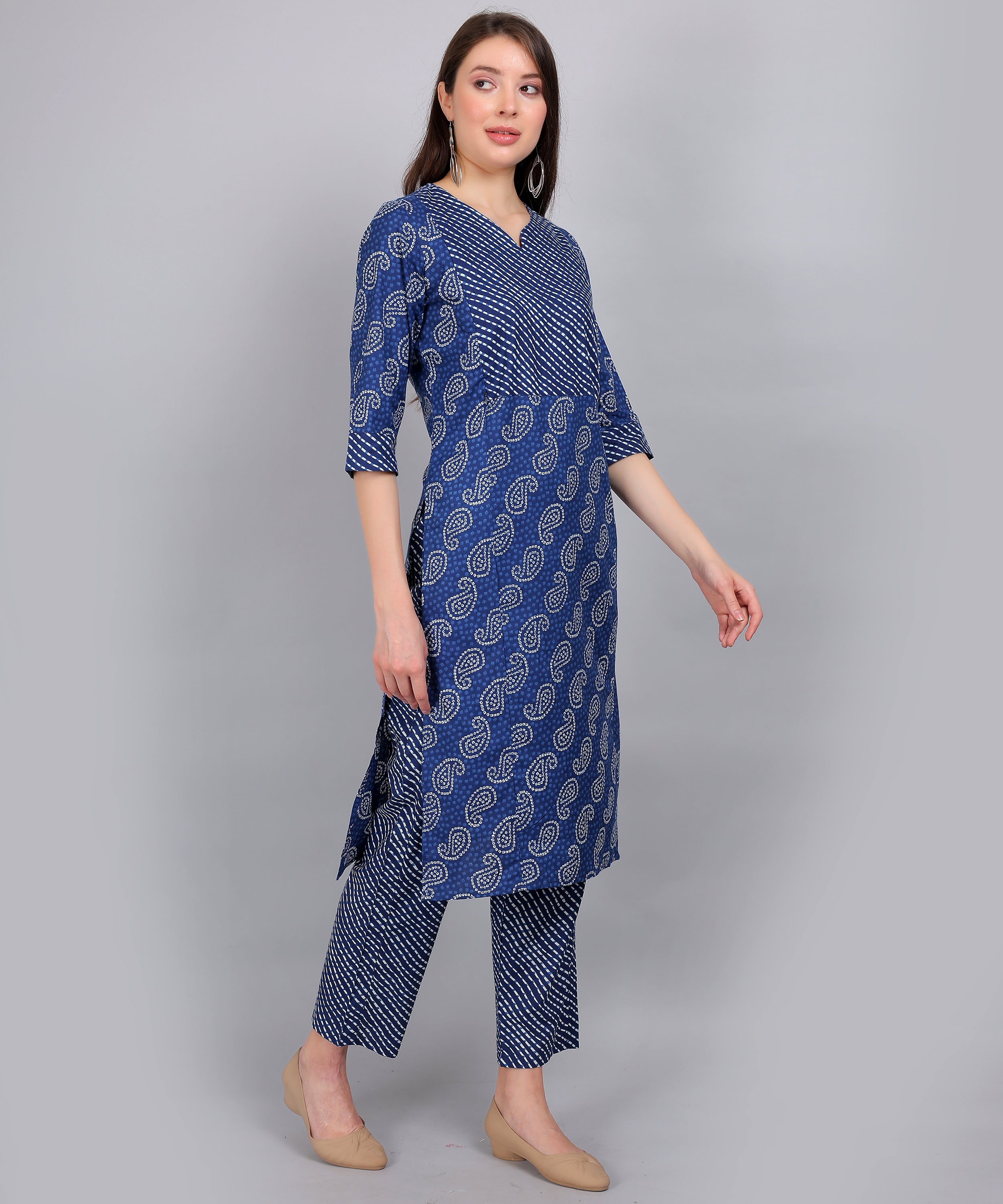 Moms Ever - Maternity Suits & Maternity Pants Online in India