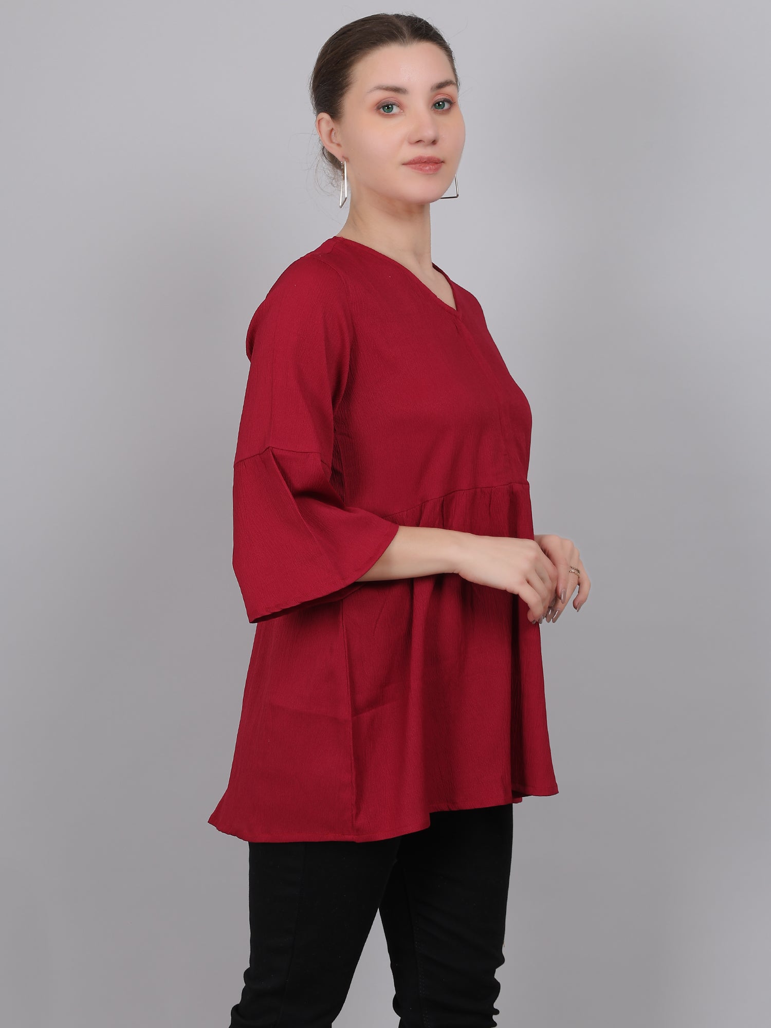Maroon-Feeding-Top-Center-Zipper