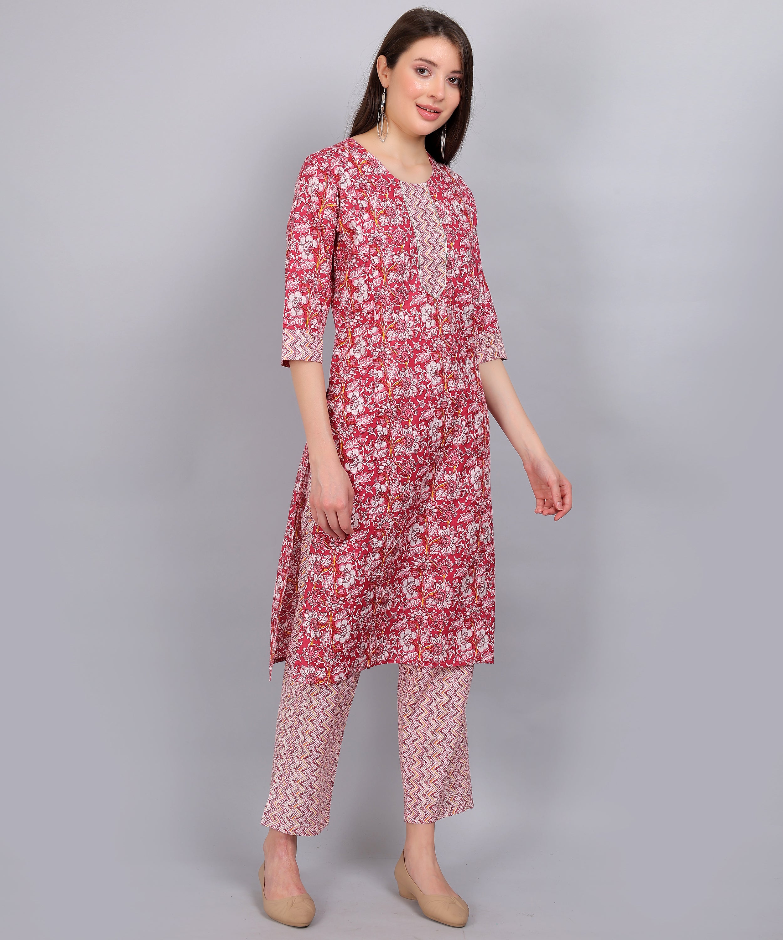 Multicolor-Printed-PureCotton-StraightFeeding-KurtaSet