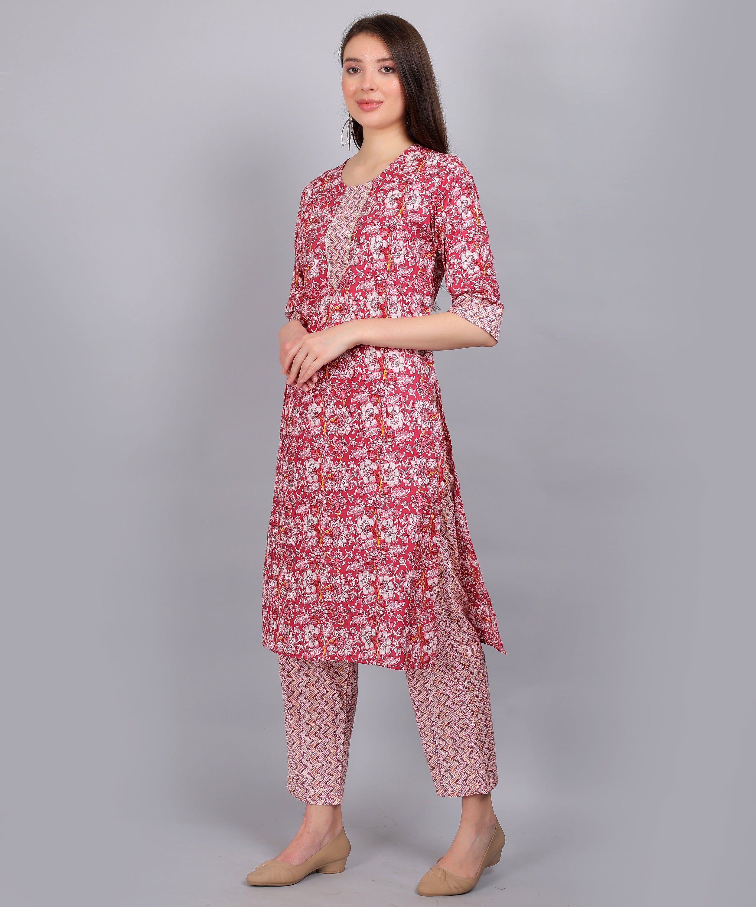 Multicolor-Printed-PureCotton-StraightFeeding-KurtaSet