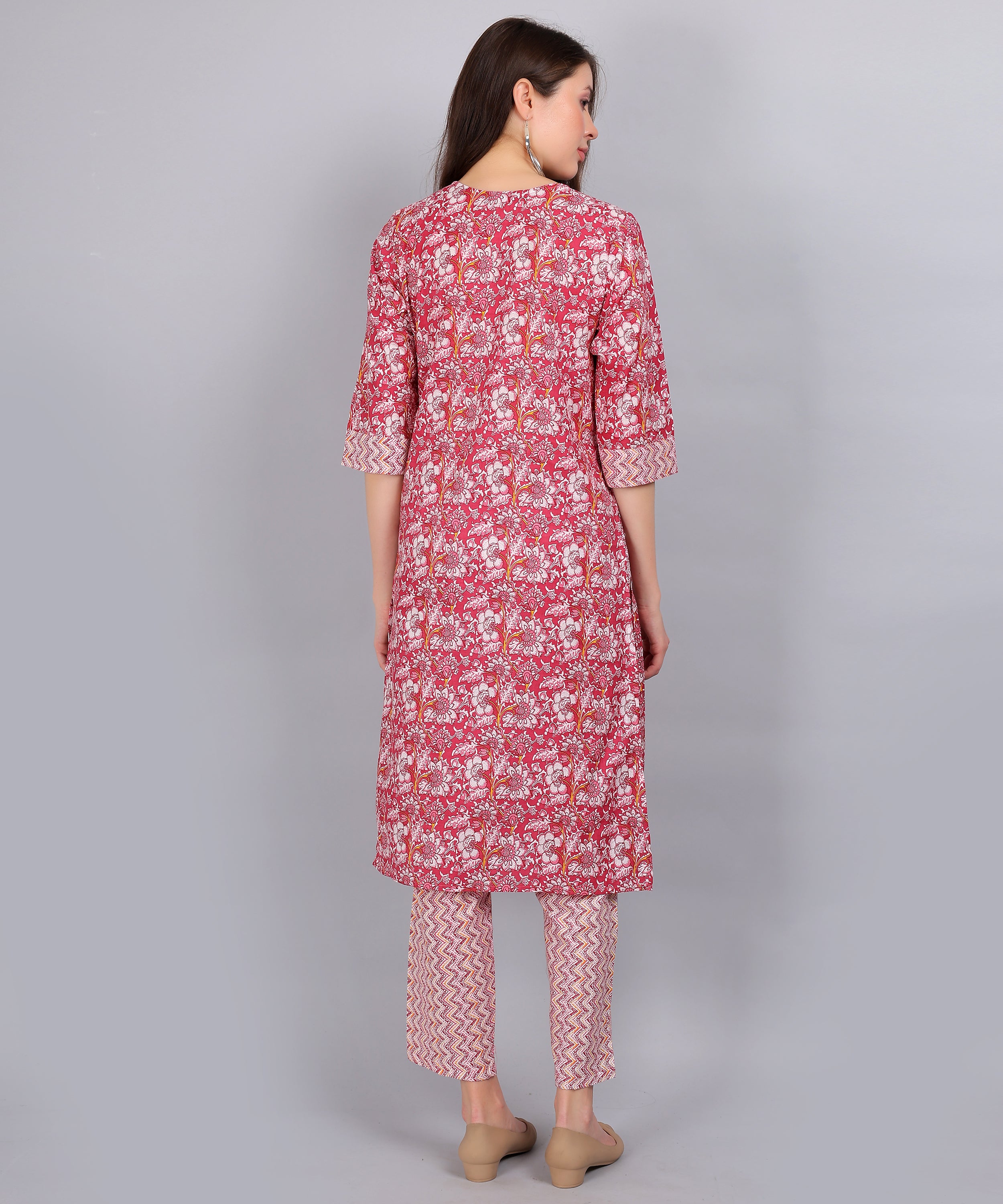 Multicolor-Printed-PureCotton-StraightFeeding-KurtaSet