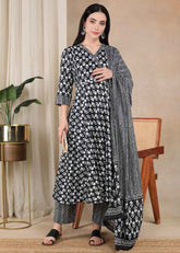 Black Pure Cotton Maternity and Feeding Kurta Set with Dupatta