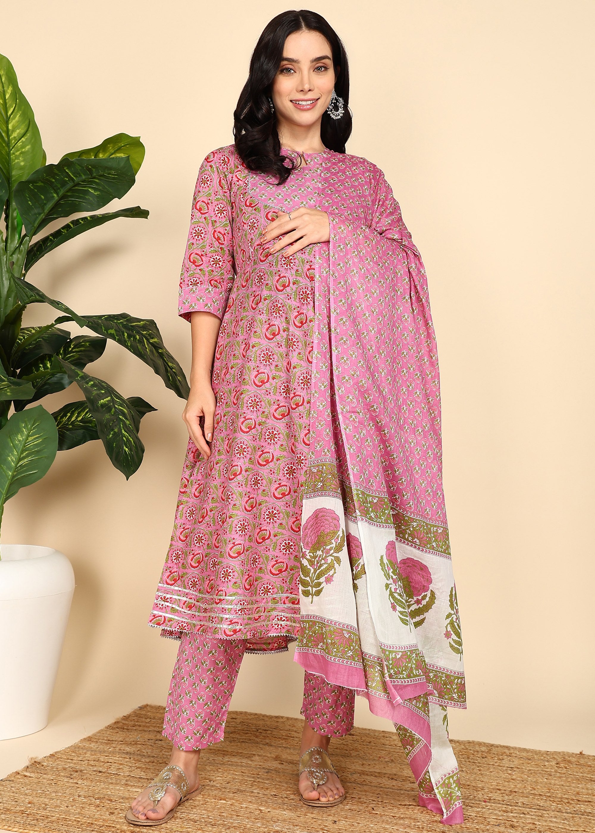 Pink-Maternity-Feeding-KurtaSet-Dupatta
