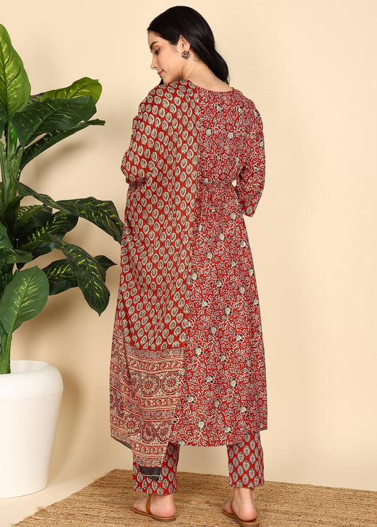 Red-Maternity-Feeding-KurtaSet-Dupatta