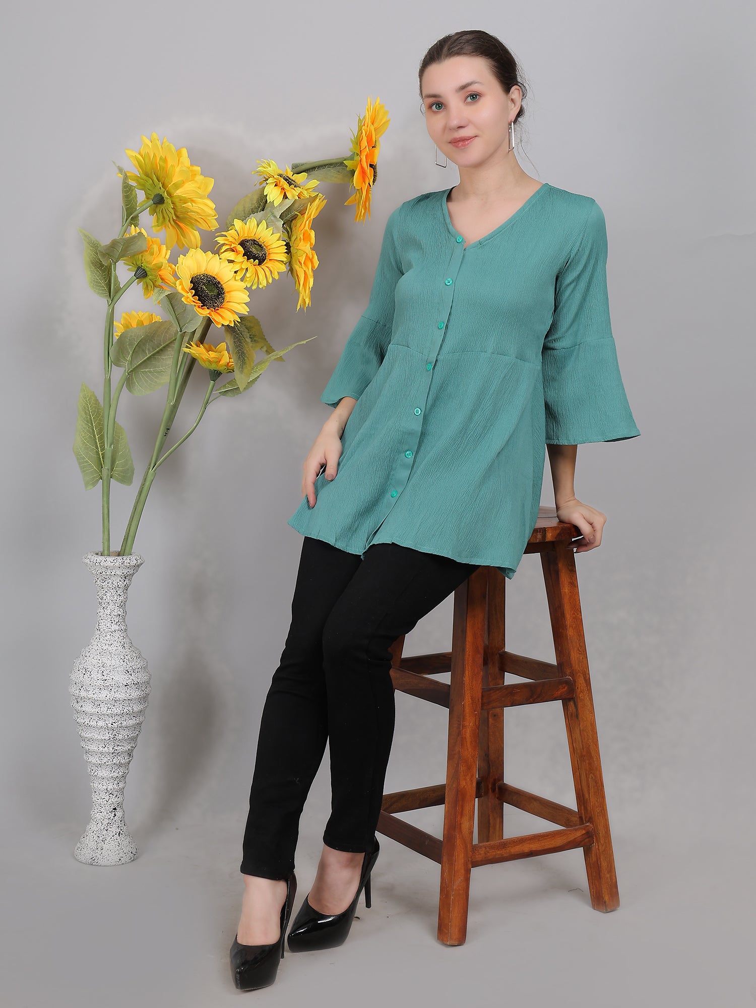 Teal-Feeding-Top-Center-Zipper-1
